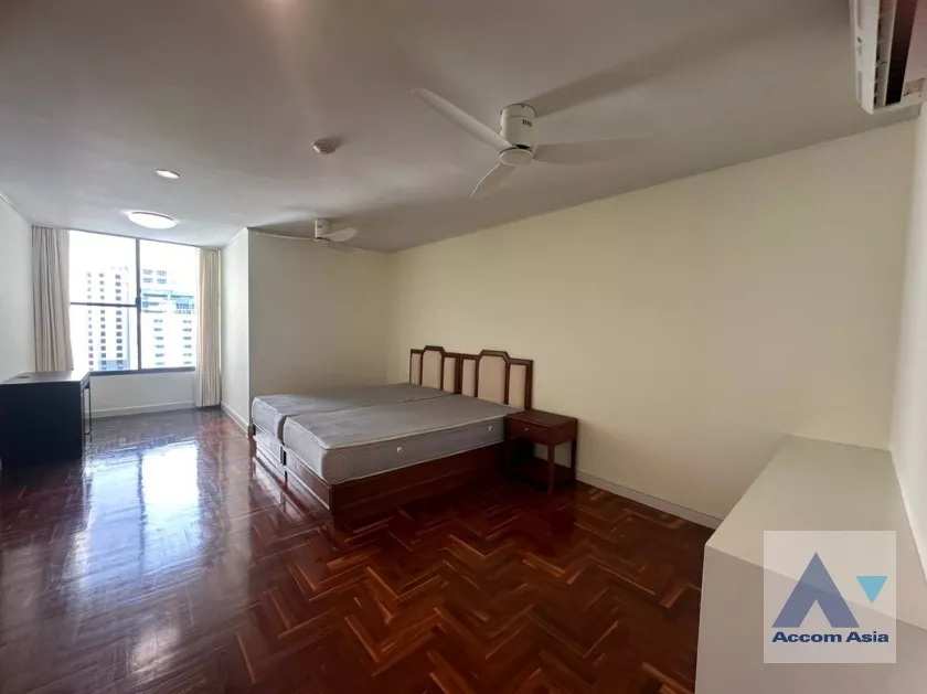 14  3 br Apartment For Rent in Sukhumvit ,Bangkok BTS Phrom Phong at Greenery garden and privacy 1412894