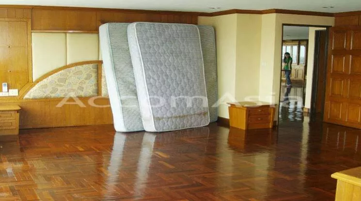 4  3 br Apartment For Rent in Sukhumvit ,Bangkok BTS Phrom Phong at Exudes classic comfort 1412898