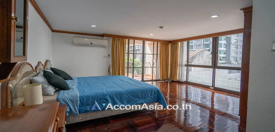 6  3 br Apartment For Rent in Sukhumvit ,Bangkok BTS Nana at Low rise and Peaceful 1512903