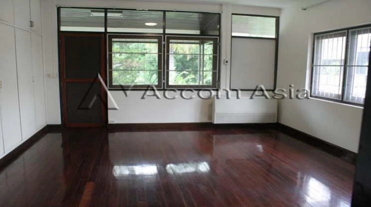 6  2 br House For Rent in Sukhumvit ,Bangkok BTS Asok - MRT Sukhumvit at House in Compound 1712908