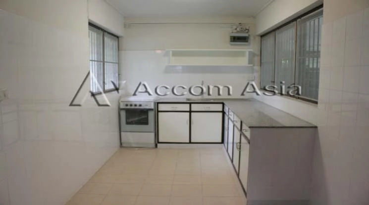 7  2 br House For Rent in Sukhumvit ,Bangkok BTS Asok - MRT Sukhumvit at House in Compound 1712908
