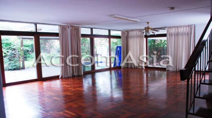  1  3 br House For Rent in Sukhumvit ,Bangkok BTS Phrom Phong 2312955