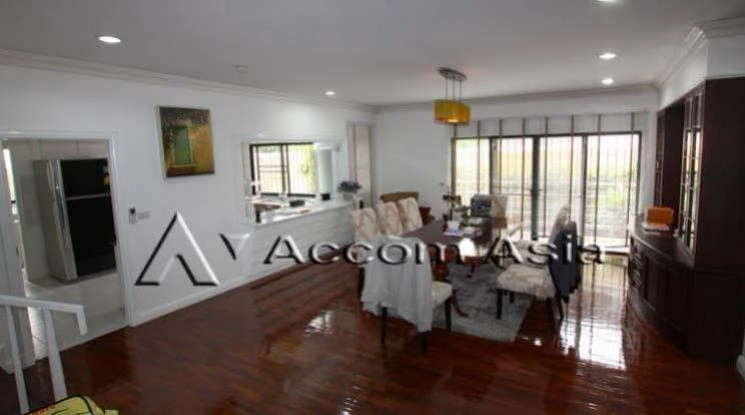 unitGround Floor |  3 Bedrooms  Apartment For Rent in Sathorn, Bangkok  near MRT Lumphini (20562)