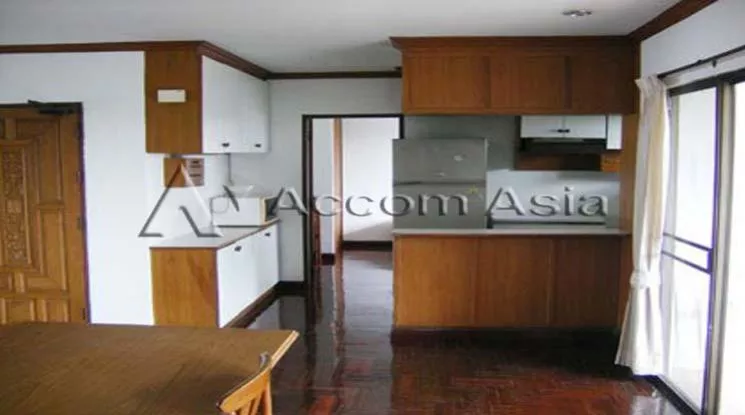 Pet friendly |  3 Bedrooms  Apartment For Rent in Sukhumvit, Bangkok  near BTS Nana (1412969)