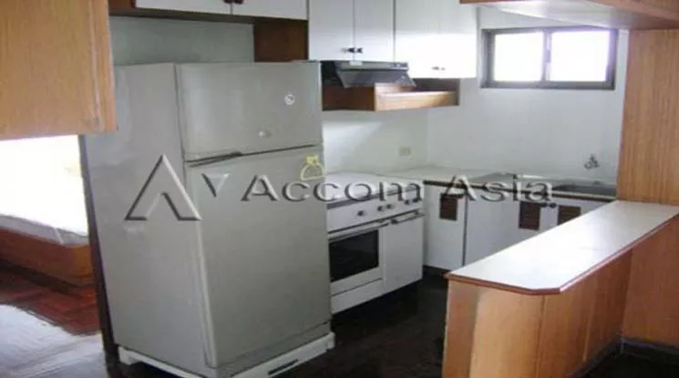 unitPet friendly |  3 Bedrooms  Apartment For Rent in Sukhumvit, Bangkok  near BTS Nana (1412969)