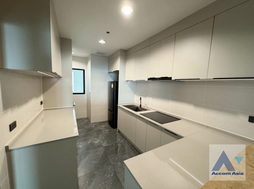 7  3 br Condominium for rent and sale in Sathorn ,Bangkok BTS Sala Daeng - MRT Lumphini at Sathorn Gardens 20566