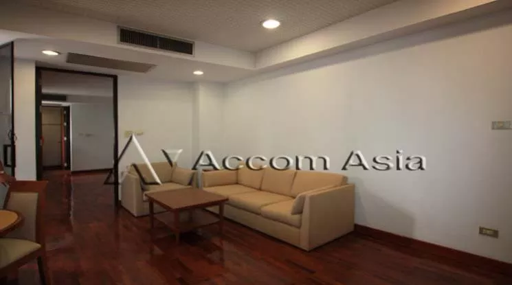  2  1 br Apartment For Rent in Phaholyothin ,Bangkok BTS Ari at Low rise building 1413038