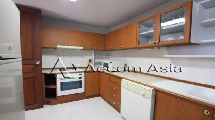 4  2 br Apartment For Rent in Phaholyothin ,Bangkok BTS Ari at Low rise building 1413040