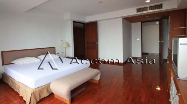8  2 br Apartment For Rent in Phaholyothin ,Bangkok BTS Ari at Low rise building 1413040