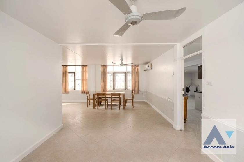 5  3 br House For Rent in Ploenchit ,Bangkok BTS Ploenchit 1713048