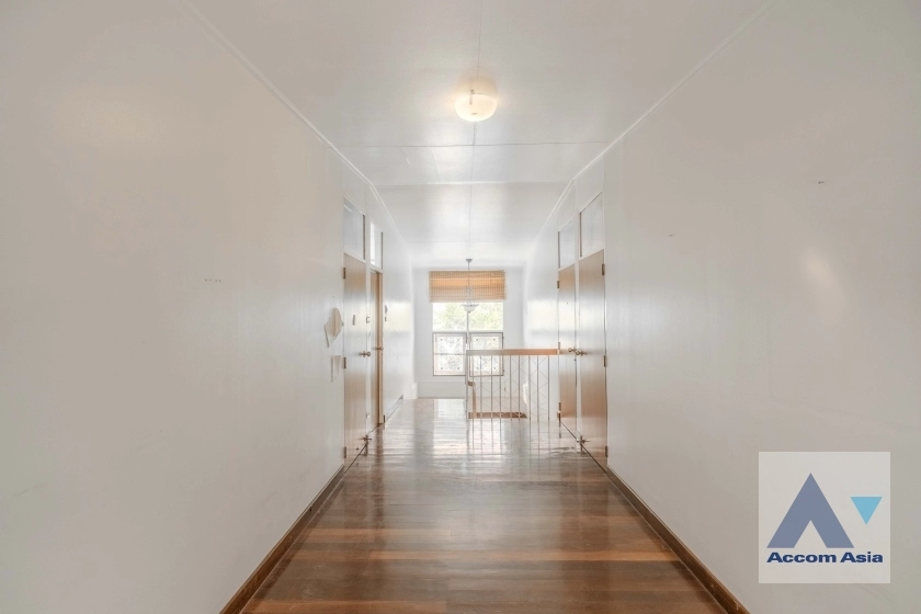 17  3 br House For Rent in Ploenchit ,Bangkok BTS Ploenchit 1713048