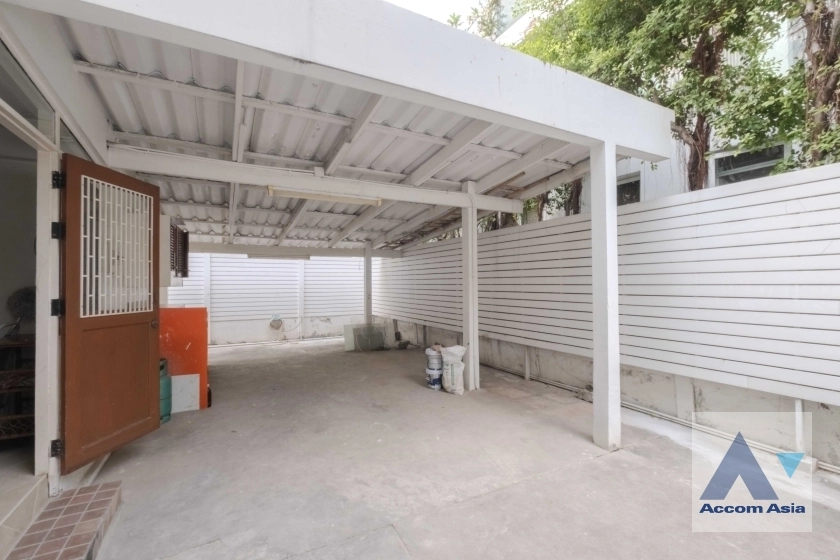 20  3 br House For Rent in Ploenchit ,Bangkok BTS Ploenchit 1713048