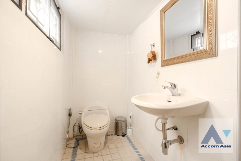 18  3 br House For Rent in Ploenchit ,Bangkok BTS Ploenchit 1713048