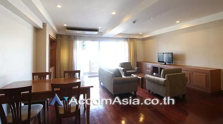  2 Bedrooms  Apartment For Rent in Ploenchit, Bangkok  near BTS Ploenchit (1413074)