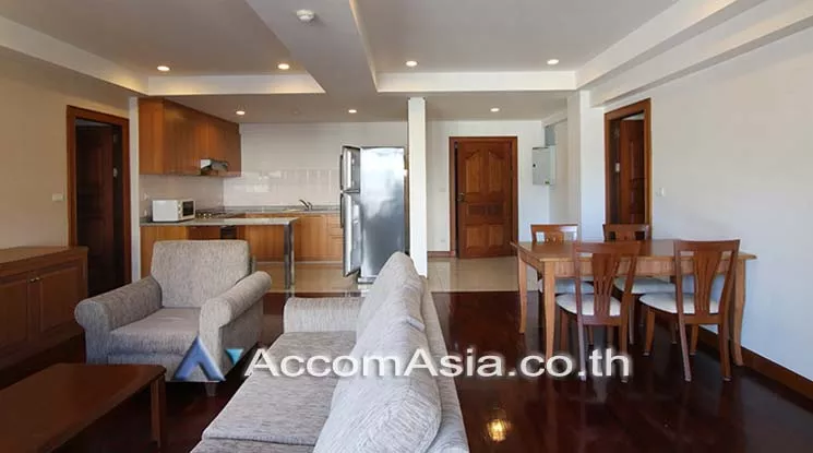  2 Bedrooms  Apartment For Rent in Ploenchit, Bangkok  near BTS Ploenchit (1413074)