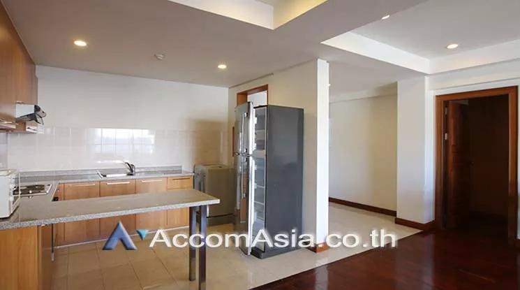 4  2 br Apartment For Rent in Ploenchit ,Bangkok BTS Ploenchit at Classic Elegance Residence 1413074