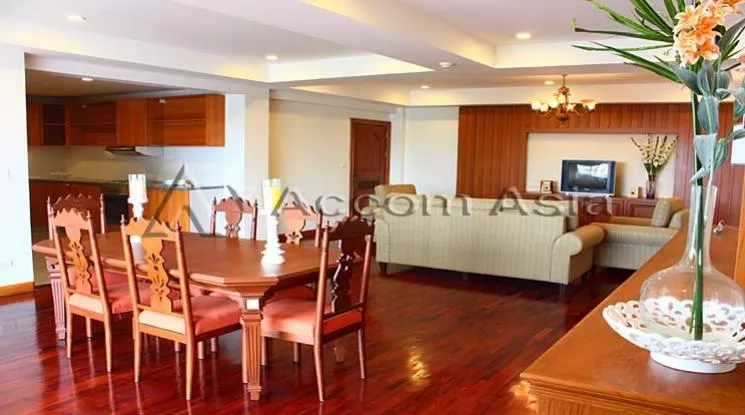  1  3 br Apartment For Rent in Ploenchit ,Bangkok BTS Ploenchit at Classic Elegance Residence 1413075