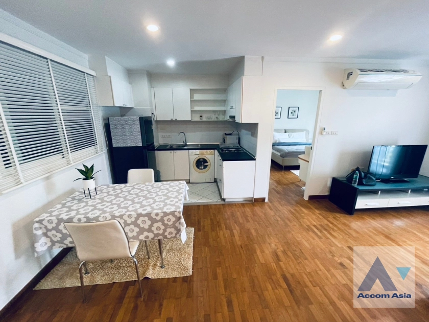 unit 1 Bedroom  Condominium For Rent in Sukhumvit, Bangkok  near BTS Nana (1513095)