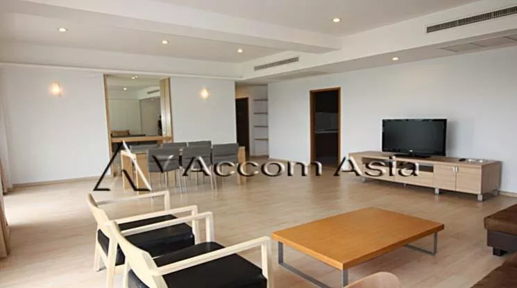 unit 2 Bedrooms  Apartment For Rent in Sukhumvit, Bangkok  near BTS Phrom Phong (1413100)