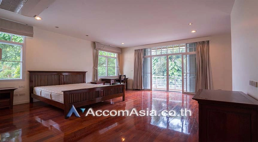 11  4 br House For Rent in Sathorn ,Bangkok BTS Chong Nonsi at Privacy House  in Compound 50066