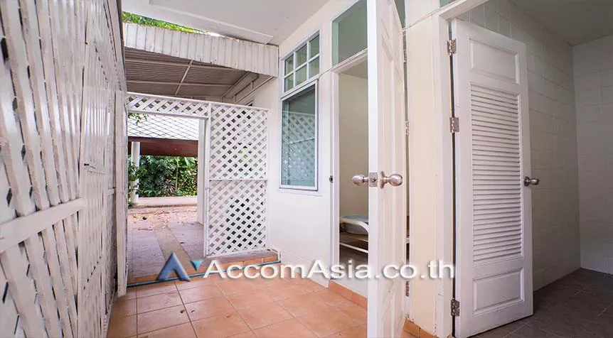 22  4 br House For Rent in Sathorn ,Bangkok BTS Chong Nonsi at Privacy House  in Compound 50066