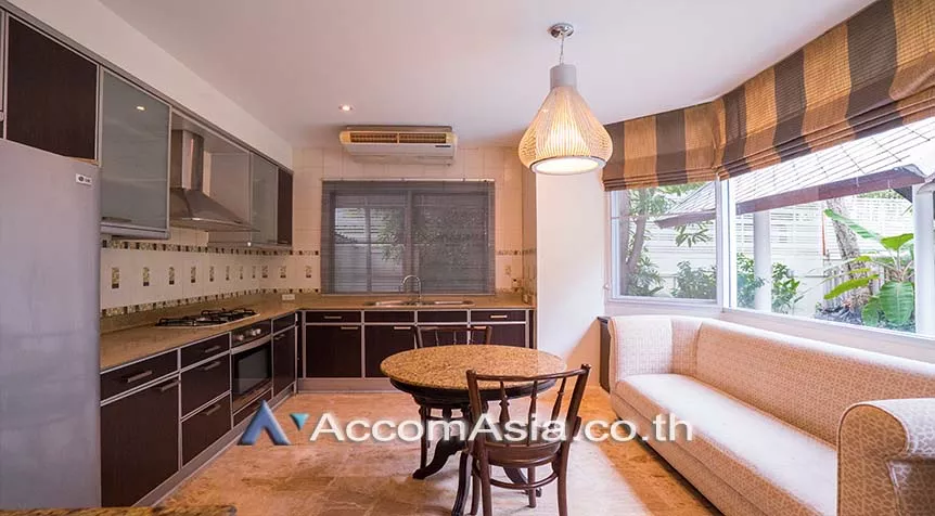 10  4 br House For Rent in Sathorn ,Bangkok BTS Chong Nonsi at Privacy House  in Compound 50066