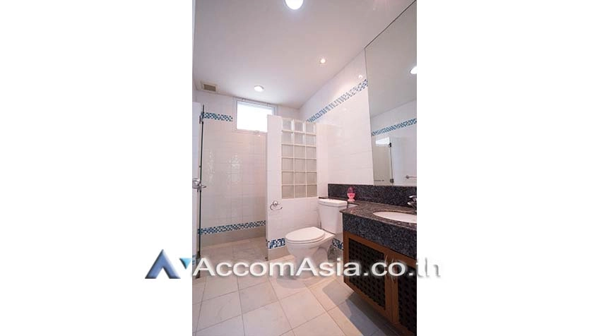 24  4 br House For Rent in Sathorn ,Bangkok BTS Chong Nonsi at Privacy House  in Compound 50066