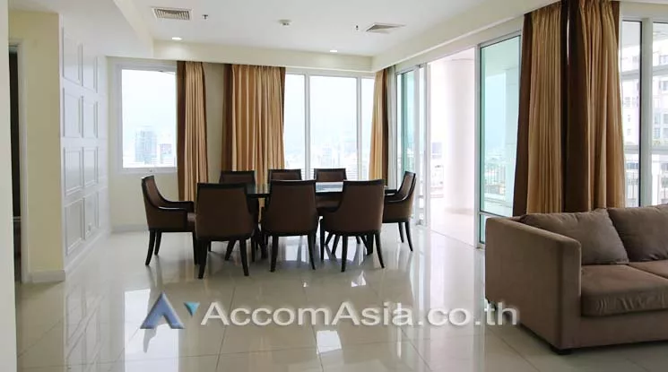  3 Bedrooms  Condominium For Rent & Sale in Ploenchit, Bangkok  near BTS Ratchadamri (1513160)