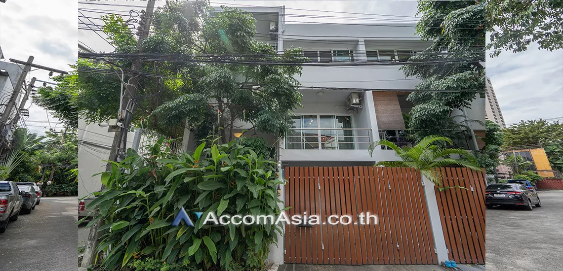  2  6 br House For Rent in sukhumvit ,Bangkok BTS Ekkamai 2513187