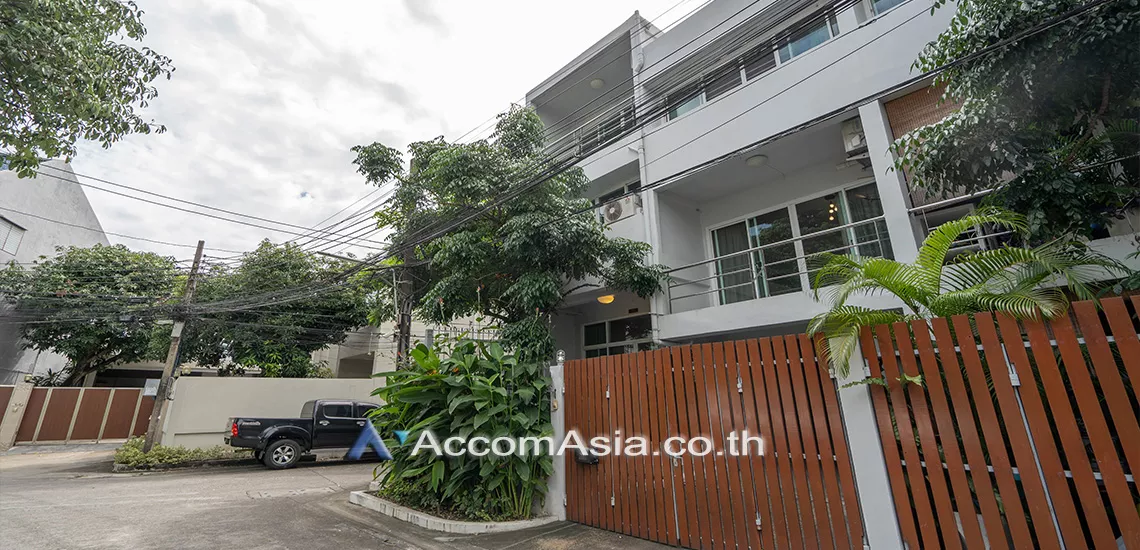  1  6 br House For Rent in sukhumvit ,Bangkok BTS Ekkamai 2513187