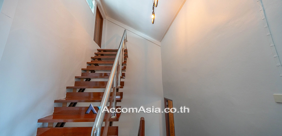 18  6 br House For Rent in Sukhumvit ,Bangkok BTS Ekkamai 2513187