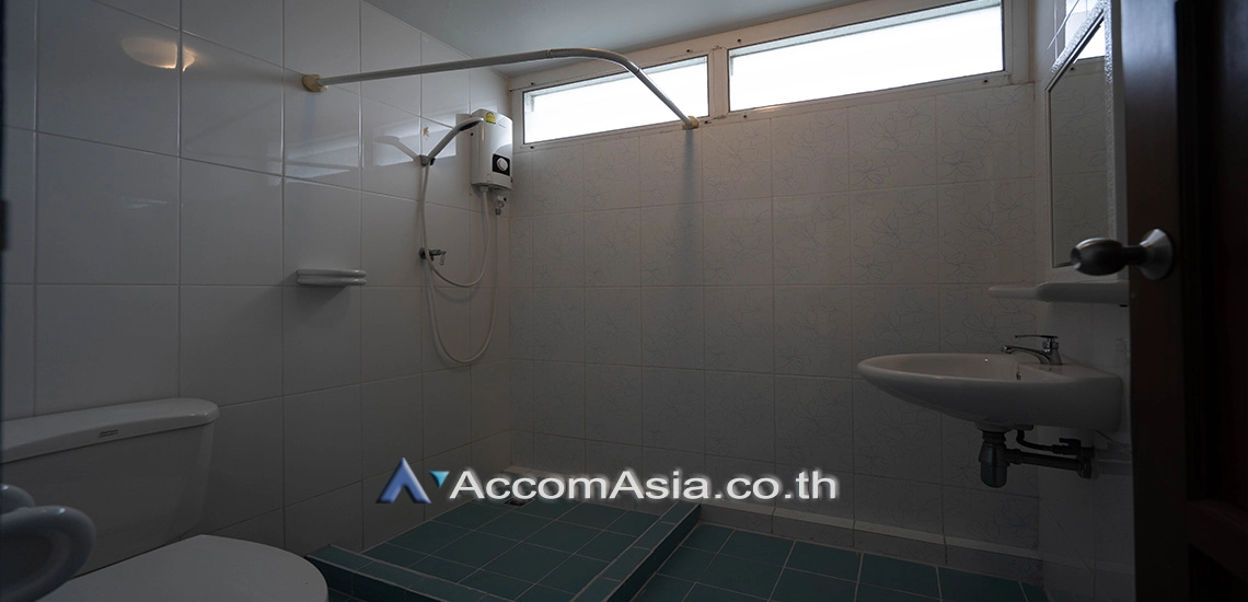 21  6 br House For Rent in Sukhumvit ,Bangkok BTS Ekkamai 2513187