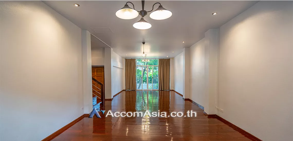 10  6 br House For Rent in sukhumvit ,Bangkok BTS Ekkamai 2513187