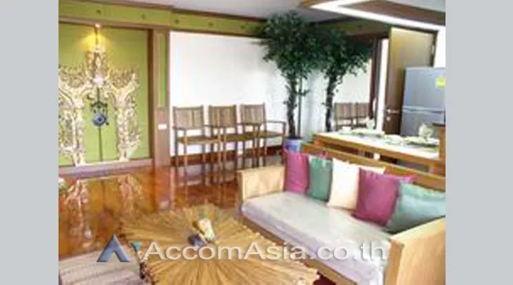 unit 1 Bedroom  Condominium For Rent in Ploenchit, Bangkok  near BTS Chitlom (20570)