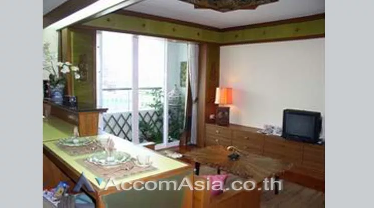 6  1 br Condominium For Rent in Ploenchit ,Bangkok BTS Chitlom at Urbana Langsuan 20570