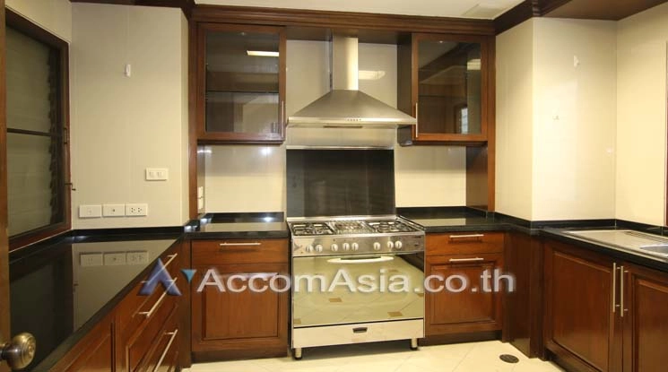 11  4 br House for rent and sale in Sukhumvit ,Bangkok BTS Ekkamai at The classical charming 50068