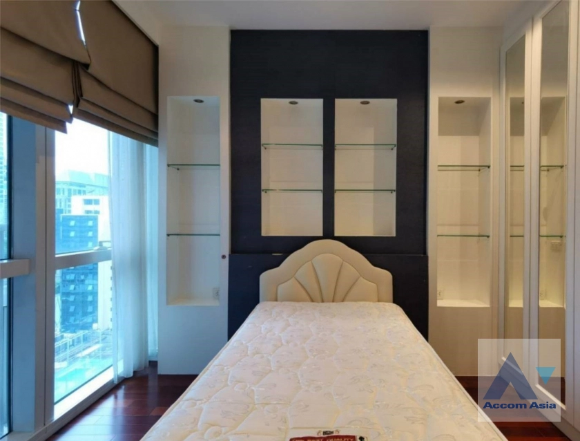 7  3 br Condominium For Rent in Ploenchit ,Bangkok BTS Ploenchit at Athenee Residence 1513261