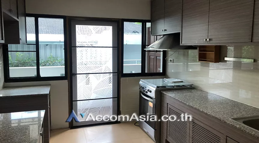  1  4 br Townhouse For Rent in Sukhumvit ,Bangkok BTS Asok - MRT Sukhumvit at Kiarti Thanee City 2513275