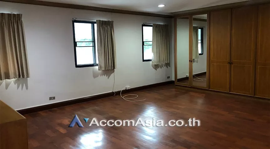 5  4 br Townhouse For Rent in Sukhumvit ,Bangkok BTS Asok - MRT Sukhumvit at Kiarti Thanee City 2513275