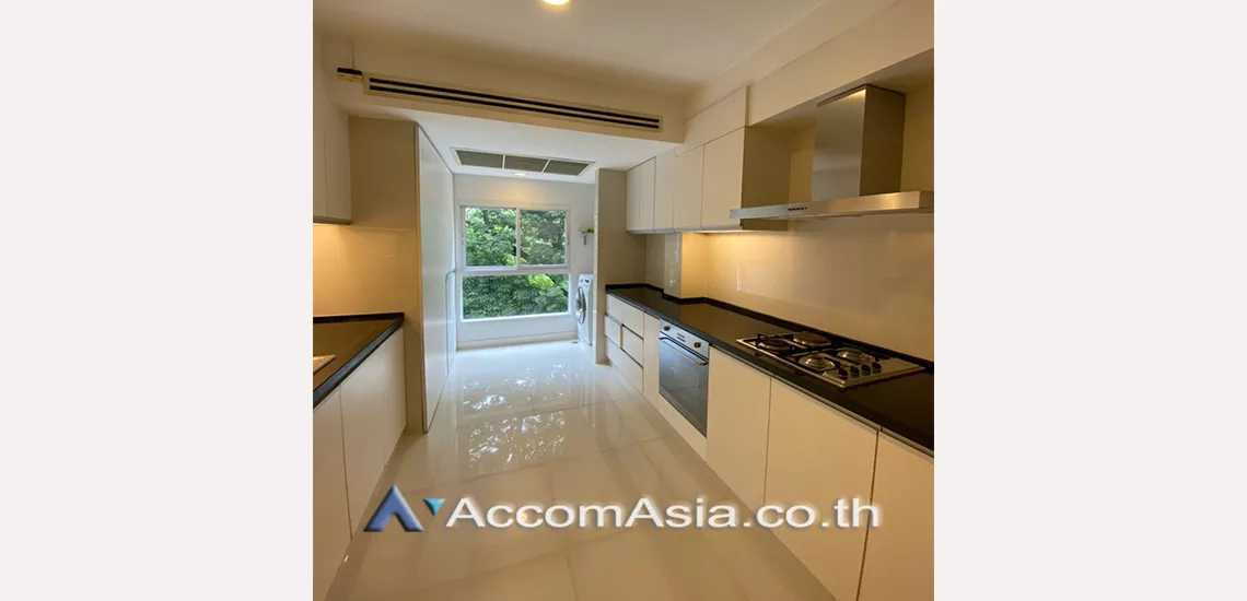 9  4 br Apartment For Rent in Sathorn ,Bangkok BTS Chong Nonsi at Low rise - Cozy Apartment 1413277
