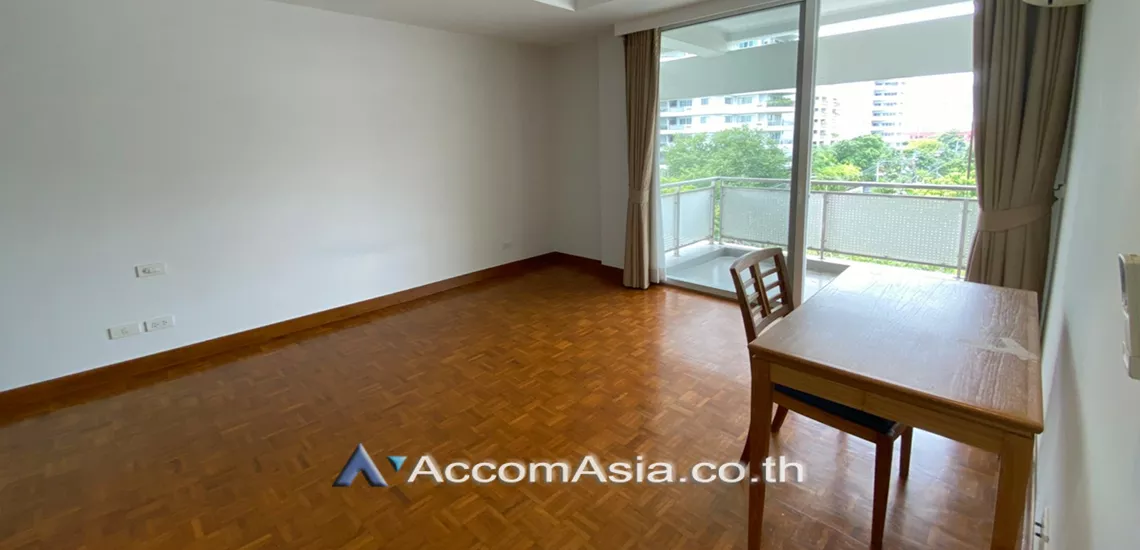 6  4 br Apartment For Rent in Sathorn ,Bangkok BTS Chong Nonsi at Low rise - Cozy Apartment 1413277