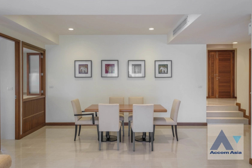  1  3 br Apartment For Rent in Sathorn ,Bangkok BTS Chong Nonsi at Quality Of Living 1413286