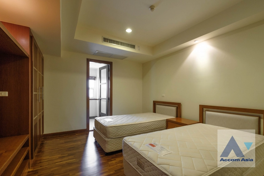 16  3 br Apartment For Rent in Sathorn ,Bangkok BTS Chong Nonsi at Quality Of Living 1413286