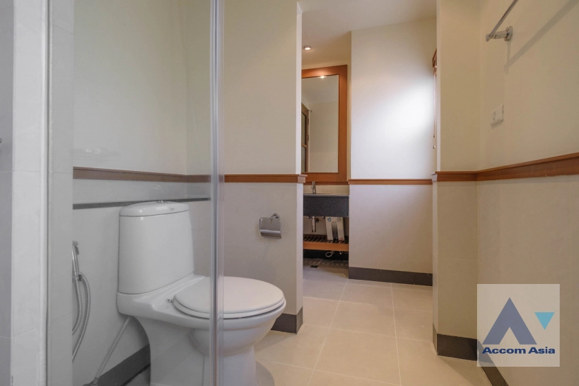 18  3 br Apartment For Rent in Sathorn ,Bangkok BTS Chong Nonsi at Quality Of Living 1413286