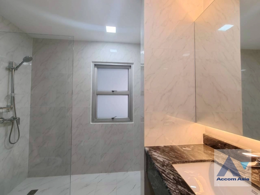 19  4 br Apartment for rent and sale in Sukhumvit ,Bangkok BTS Asok - MRT Sukhumvit at Newly renovated modern style living place 1413314