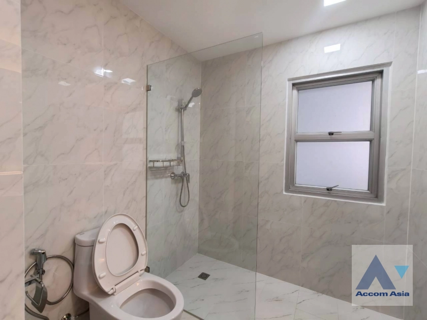 18  4 br Apartment for rent and sale in Sukhumvit ,Bangkok BTS Asok - MRT Sukhumvit at Newly renovated modern style living place 1413314