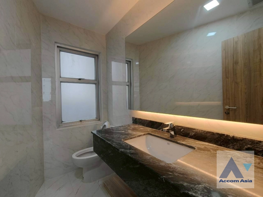 30  4 br Apartment for rent and sale in Sukhumvit ,Bangkok BTS Asok - MRT Sukhumvit at Newly renovated modern style living place 1413314