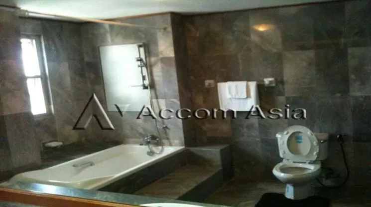 8  4 br Apartment For Rent in Sukhumvit ,Bangkok BTS Asok - MRT Sukhumvit at Newly renovated modern style living place 1413315