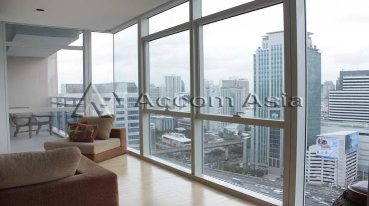unit 3 Bedrooms  Condominium For Rent & Sale in Ploenchit, Bangkok  near BTS Ploenchit (1513323)