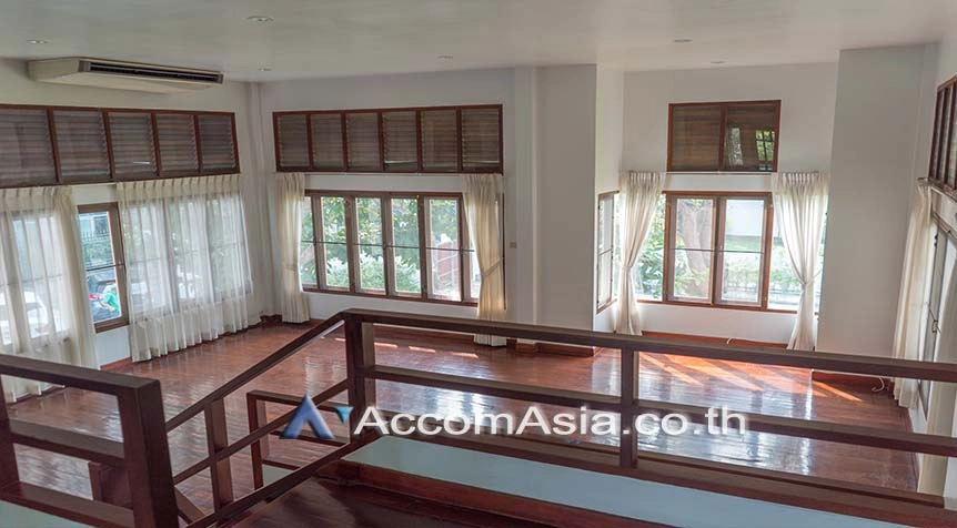 13  3 br House For Rent in Ploenchit ,Bangkok BTS Ploenchit 1713336